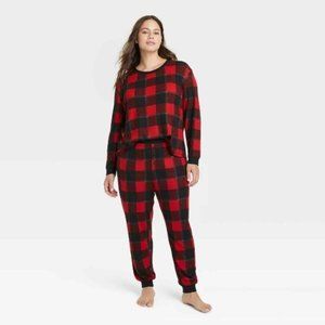 Stars Above Women's Snug Fit Plaid Buffalo Thermal Pajama Set Red Small NWT